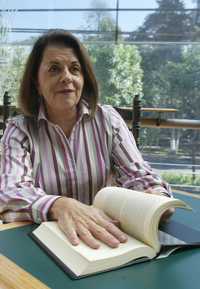 La historiadora Eugenia Meyer, ayer, durante la entrevista con La Jornada