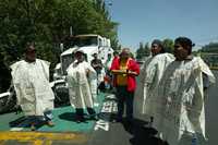Transportistas al servicio de Pemex bloquearon las entradas a empresa para demandar que se renueven sus contratos