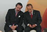 El director general del IMSS, Juan Molinar Horcasitas, y el presidente Felipe Calderón durante la inauguración del Hospital General Regional número 2
