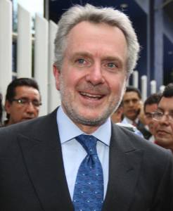 Se mantendrá Creel en la presidencia del Senado Se mantendrá Creel en la presidencia del Senado