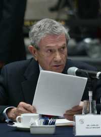 Carlos Tello, durante su intervención en el Senado