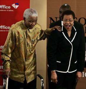 El retiro de Nelson Mandela se plasma en timbres postales El retiro de Nelson Mandela se plasma en timbres postales