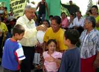 El ex candidato presidencial en un mitin en Ocampo, uno de los 20 municipios de Coahuila que recorrió esta semana