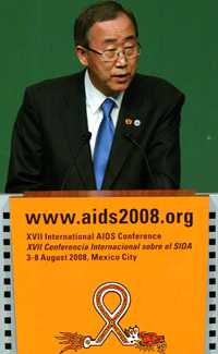 El secretario general de la ONU, Ban Ki-moon, durante su discurso en la inauguración de la Conferencia Mundial sobre VIH/sida