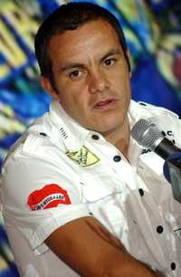 Cuauhtémoc presentó un devedé con su trayectoria en el futbol