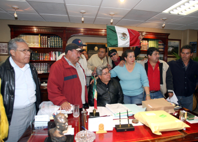 Estalla crisis en el sindicato petrolero; paliza a disidentes Estalla crisis en el sindicato petrolero; paliza a disidentes