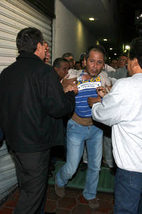 Estalla crisis en el sindicato petrolero; paliza a disidentes Estalla crisis en el sindicato petrolero; paliza a disidentes