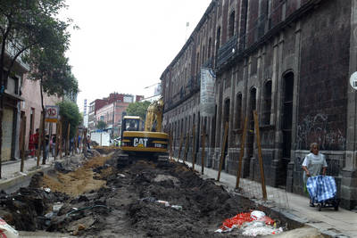 Obras urbanas arrasan vestigios prehispánicos Obras urbanas arrasan vestigios prehispánicos