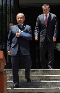 Los Pinos Los Pinos