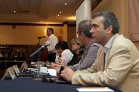 El consejero presidente del IFE, Leonardo Valdés Zurita, acompañado de los consejeros electorales del instituto durante la segunda Reunión regional de vocales de juntas locales y distritales, en Monterrey, Nuevo León