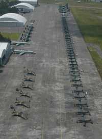 En la base de Santa Lucía realizan prácticas las aeronaves que participarán en el desfile conmemorativo de la Independencia