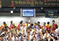 Difícil cierre durante los días recientes en la bolsa de valores de Sao Paulo, Brasil