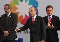 José Ángel Córdova Villalobos, secretario de Salud; el presidente Felipe Calderón y Miguel Ángel Yunes, director general del ISSSTE, encabezaron la inauguracion de la clínica de especialidades Leobardo Bravo y el Centro de Apoyo de Diagnóstico Nicolás Bravo