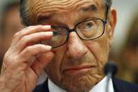 El ex presidente de la Reserva Federal estadunidense, Alan Greenspan, durante la audiencia ante el Congreso