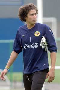 El portero Guillermo Ochoa dijo que no siempre se puede ganar