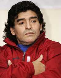 Diego Armando Maradona cumplió ayer 48 años de edad