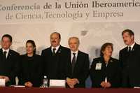 Inauguración de la conferencia sobre ciencia y tecnología, a la que asistieron el senador Francisco Castellón, la diputada Silvia Luna, el diputado César Duarte, el premio Nobel de Química, Mario Molina, Elena García y el director del Conacyt, Carlos Romero