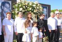 Guardia de honor en Campeche, en memoria de Juan Camilo Mouriño y su secretario particular, Arcadio Echeverría
