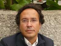 Juan Arnaud, escritor que ha traducido a español los principales trabajos del pensamiento de Nãgãrjuna, en la imagen