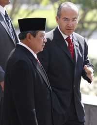 El presidente Felipe Calderón recibió ayer en Palacio Nacional a su homólogo de Indonesia, Susilo Bambang Yudhoyono