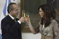 Felipe Calderón y Cristina Fernández brindaron por el fin del "letargo" de las relaciones bilaterales