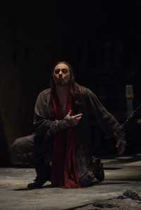 El tenor Plácido Domingo interpretó el papel de Orestes en la ópera que se presentó en Valencia, producida por el Metropolitan de Nueva York