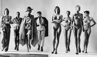 La fotografía del alemán Helmut Newton titulada Sie Kommen (Dressed and Naked), apareció en la revista Vogue de París en 1981