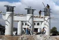 Obras de construcción de la autopista Río de Los Remedios-Ecatepec. Archivo