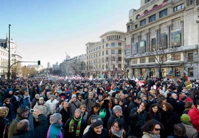 Protestan miles contra la matanza en Palestina