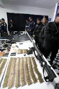 De los permisos de portación de armas para defensa personal en México, 99 por ciento fueron concedidos a varones, según datos de la Secretaría de la Defensa Nacional. Imagen de archivo
