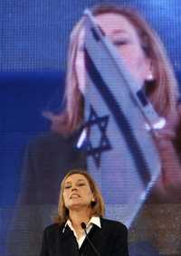 Livni, canciller y lideresa del Kadima, habla en Tel Aviv a sus seguidores