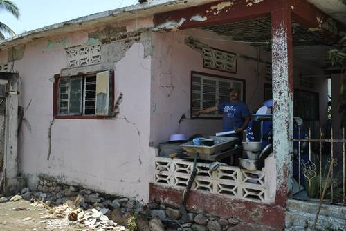 La Jornada: Guerrero realiza censo; hay 4 mil viviendas dañadas por el sismo