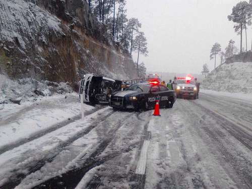 La Jornada: Capas de nieve hasta de 80 cm en Durango