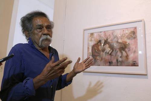 Francisco Toledo regresa a la pintura; abre en galería de Oaxaca una exposición con más de cien obras