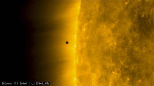El espectáculo que ofreció Mercurio al pasar frente al Sol duró unas cinco horas y media 