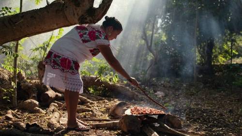 Rosalía Chay Chuc insta a rescatar la cocina tradicional yucateca, que se está perdiendo