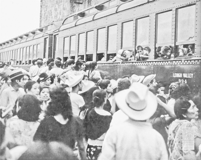 Aspectos del arribo de niños españoles huérfanos que se avecindaron en Morelia Archivo personal de las familias Cárdenas Solórzano y Cárdenas Batel.