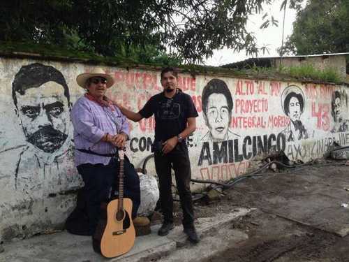 Edson Caballero relata, desde la mirada del migrante, el rencuentro con una cultura disgregada.