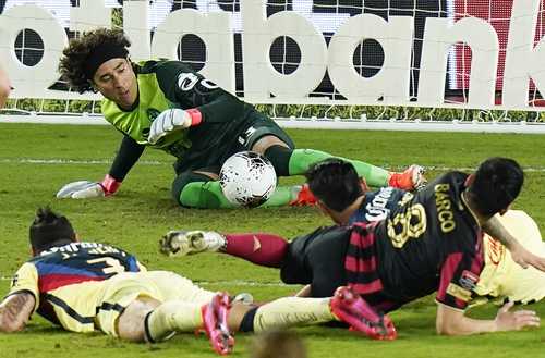 Las Águilas perdieron 1-0 ayer ante el cuadro estadunidense, en un partido donde el portero Guillermo Ochoa impidió un marcador más abultado.