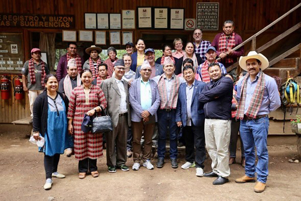 Visita de intercambio sobre Manejo Forestal Comunitario de una delegación de Nepal a la Sierra Norte de Puebla. Red MOCAF