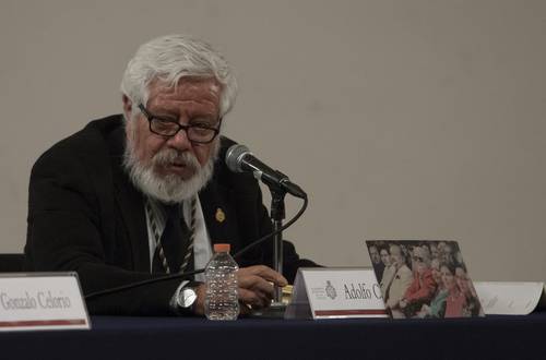 Adolfo Castanón durante una conferencia en la sala Manuel M. Ponce el año pasado.