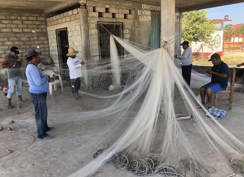 Pescadores de San Dionisio del Mar, en crisis y sin ayuda