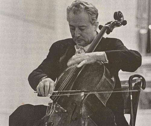 Pierre Fournier en una imagen tomada del librillo del álbum Johann Sebastian Bach: 6 Suites for Violoncello.