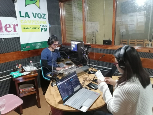 Cabina de Radio Huaya en tiempos de Covid.  Radio Huayacocotla