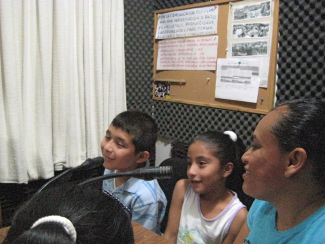 Programa Las pequeñas y pequeños locutores de Radio Tierra y Libertad.  Radio Tierra y Libertad
