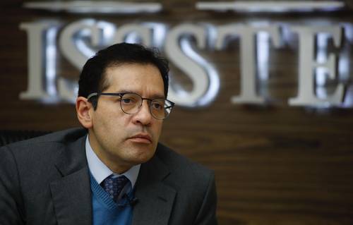 Luis Antonio Ramírez, titular del Issste, asegura que se busca revertir el rezago acumulado durante décadas, en las que se dejó de invertir en el instituto.