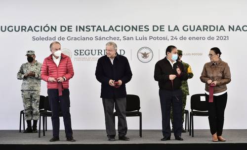 El mandatario dijo que se construirán 266 cuarteles de la Guardia Nacional para que los efectivos no pasen penurias como antes.