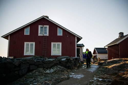  Aspectos de la casa donde se hospedará Lisa Enroth, quien se relajará del estrés. Foto Afp