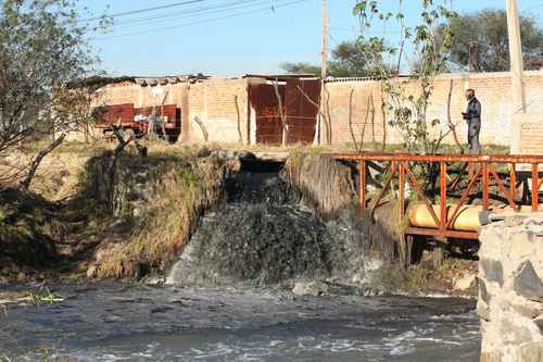Proponen suspender descargas de aguas industriales en Jalisco