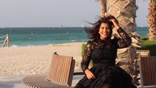 La activista saudita de los derechos de la mujer Loujain al Hathloul, que aparece en una imagen de archivo, fue liberada ayer tras casi tres años en prisión, anunció su familia. “Loujain está en casa después de mil un días encarcelada”, escribió su hermana Lina en Twitter. La militante de 31 años fue detenida junto a otras mujeres en mayo de 2018 y condenada el pasado 29 de diciembre a cinco años ocho meses de prisión, en virtud de una ley “antiterrorista”. La excarcelación tiene lugar después de que el nuevo presidente estadunidense, Joe Biden, se comprometió a intensificar las indagaciones sobre los antecedentes en materia de derechos humanos del príncipe heredero de Arabia Saudita, Mohammed bin Salmán.
